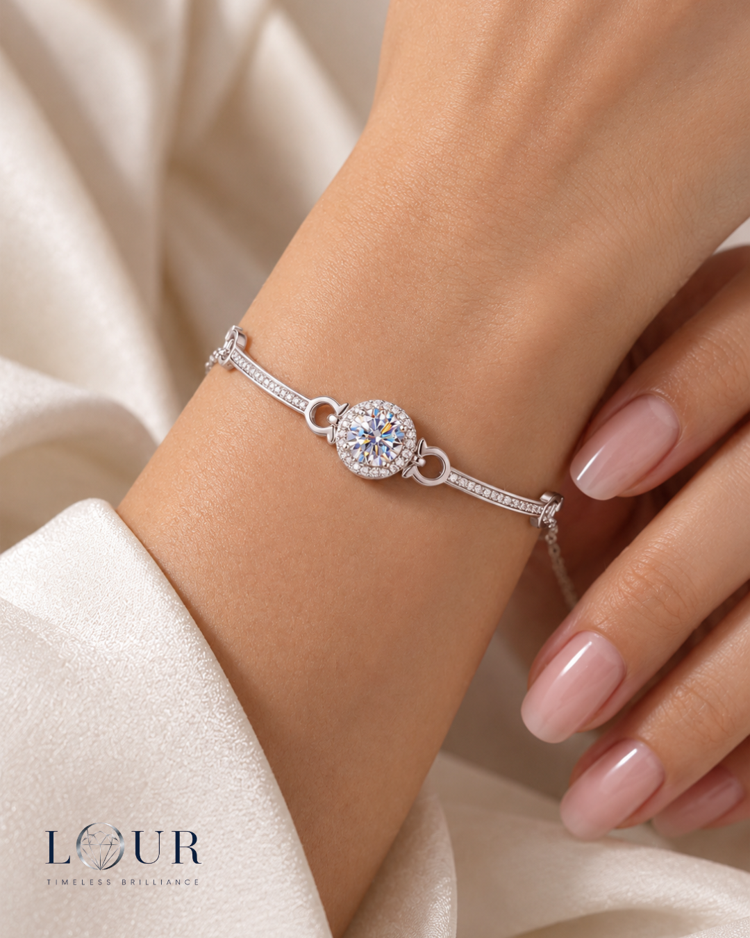 Clara Solitaire Moissanite Bracelet